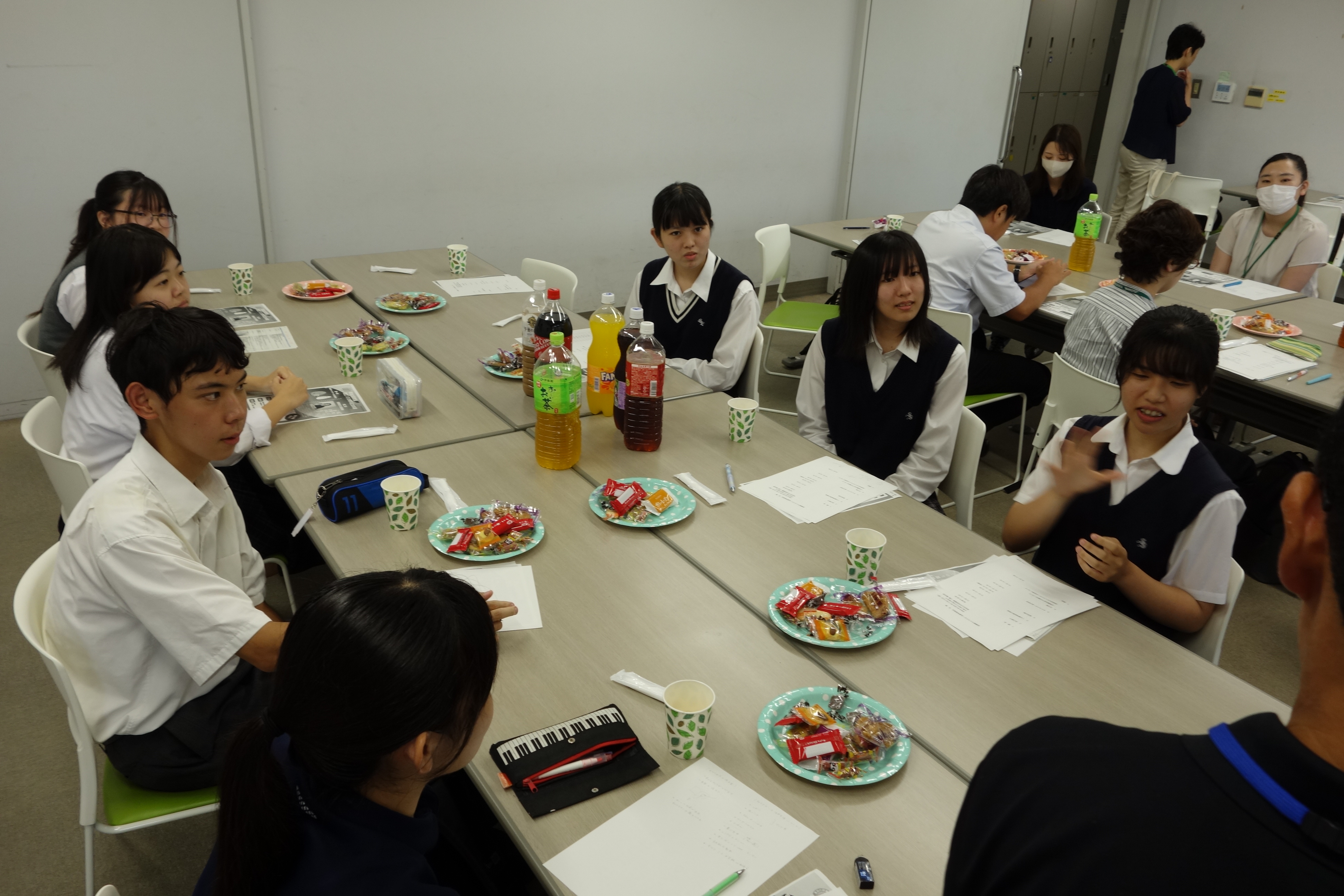 図書館キャラクター名選考会議の画像